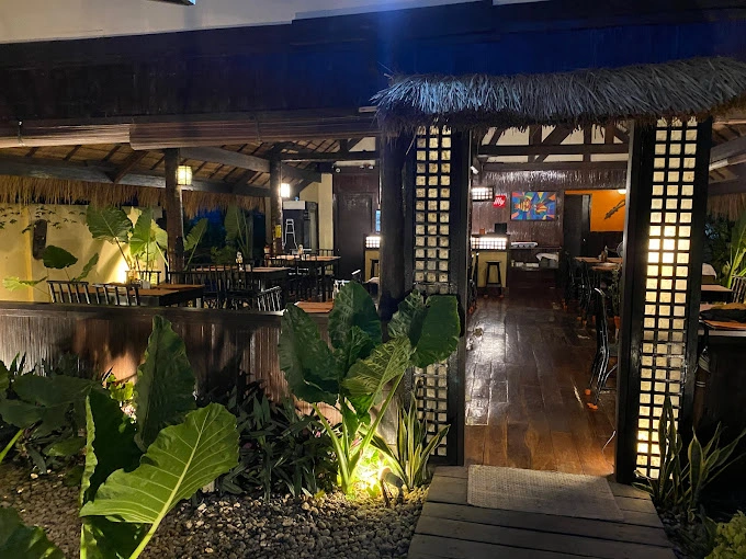 Why Altrove Moalboal Is the Top Choice for Post-Dive Dining