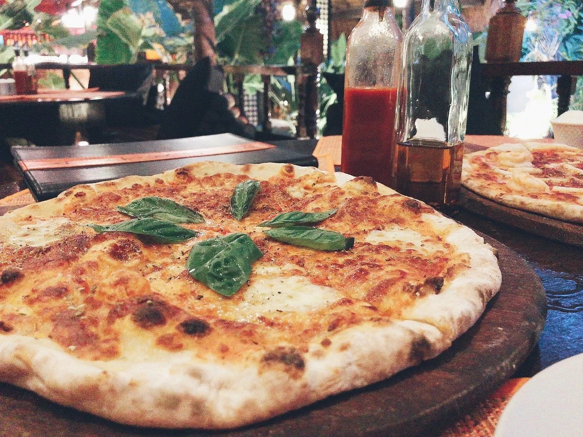 A Taste of Italy in Moalboal: Altrove’s Wood-Fired Pizza