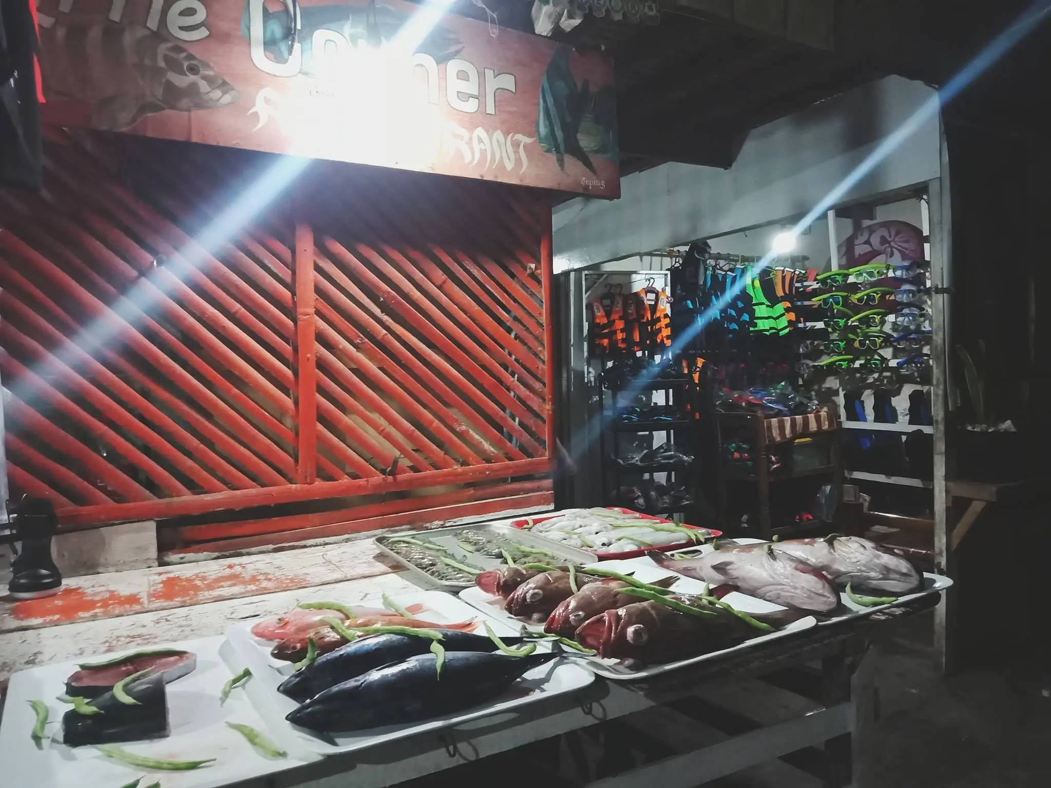 Little Corner Moalboal: Best Seafood with a Beachfront View