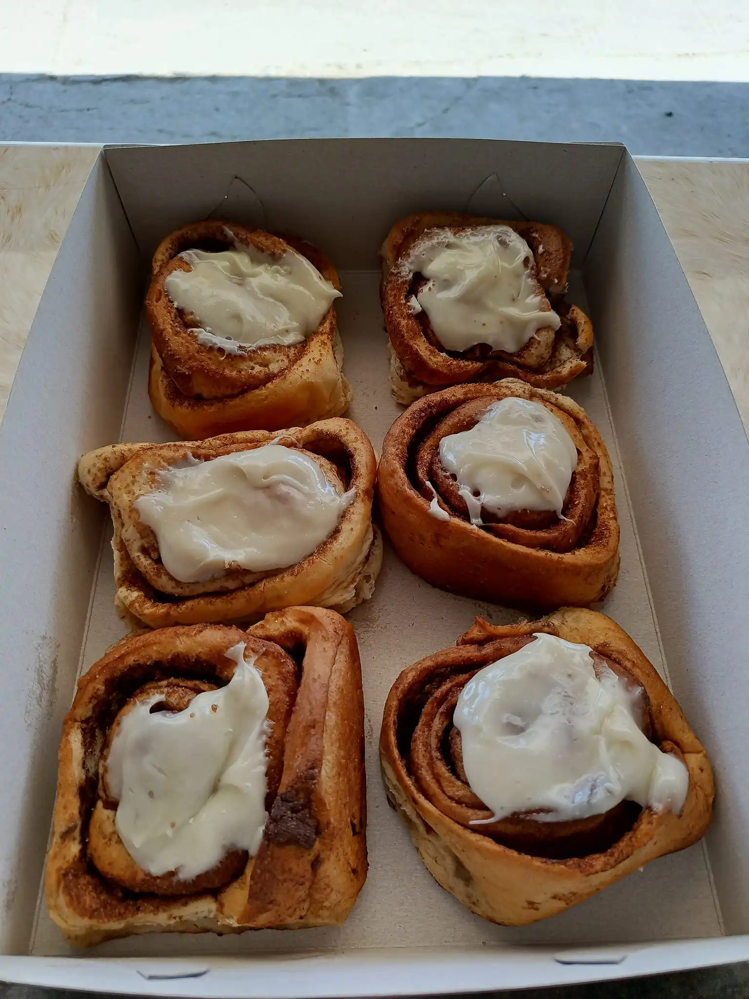 Where to Find the Best Cinnamon Rolls in Moalboal"